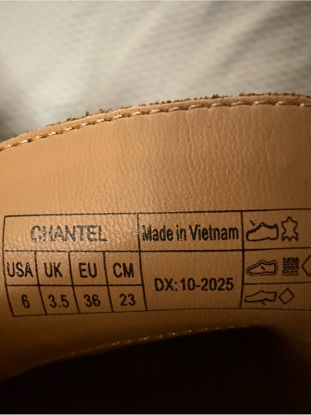 Vionic Chantel Dark Brown Leather Penny Loafer Slip-On Sneaker - Sz 6, Like New - Picture 15 of 15